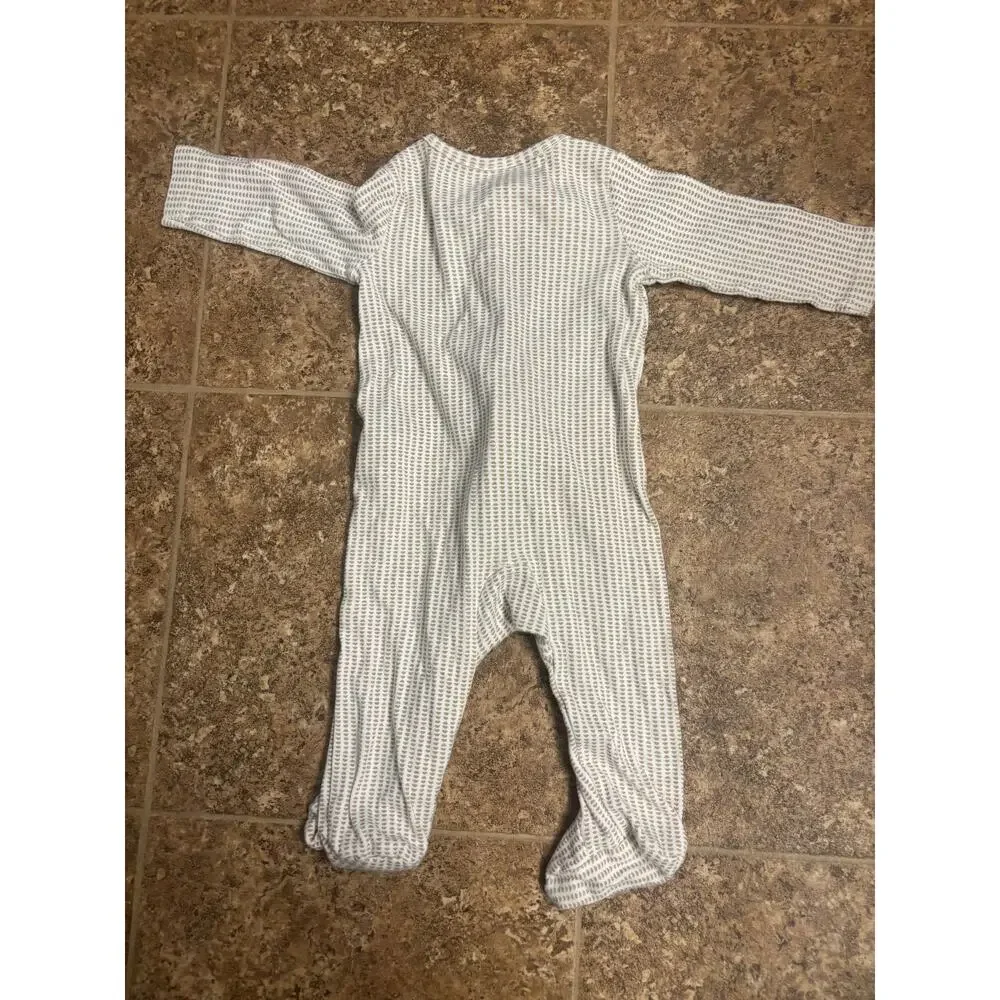 Gerber onesie 3-6 months